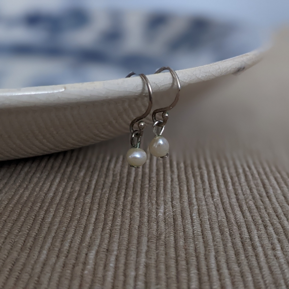 Freshwater Pearl Earrings